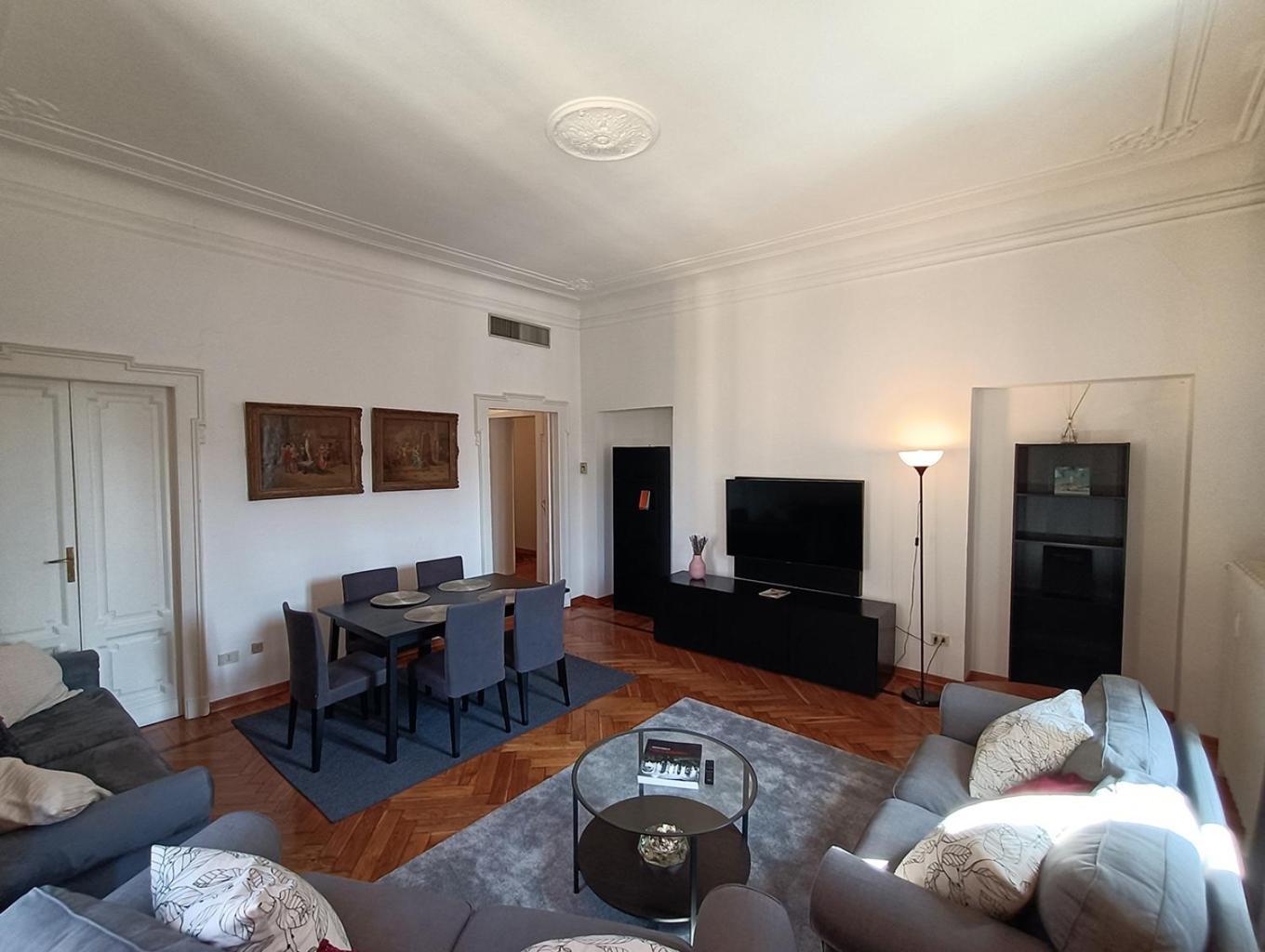 Sahi - Residenza Bianca Di Savoia Apartment Milan Exterior photo